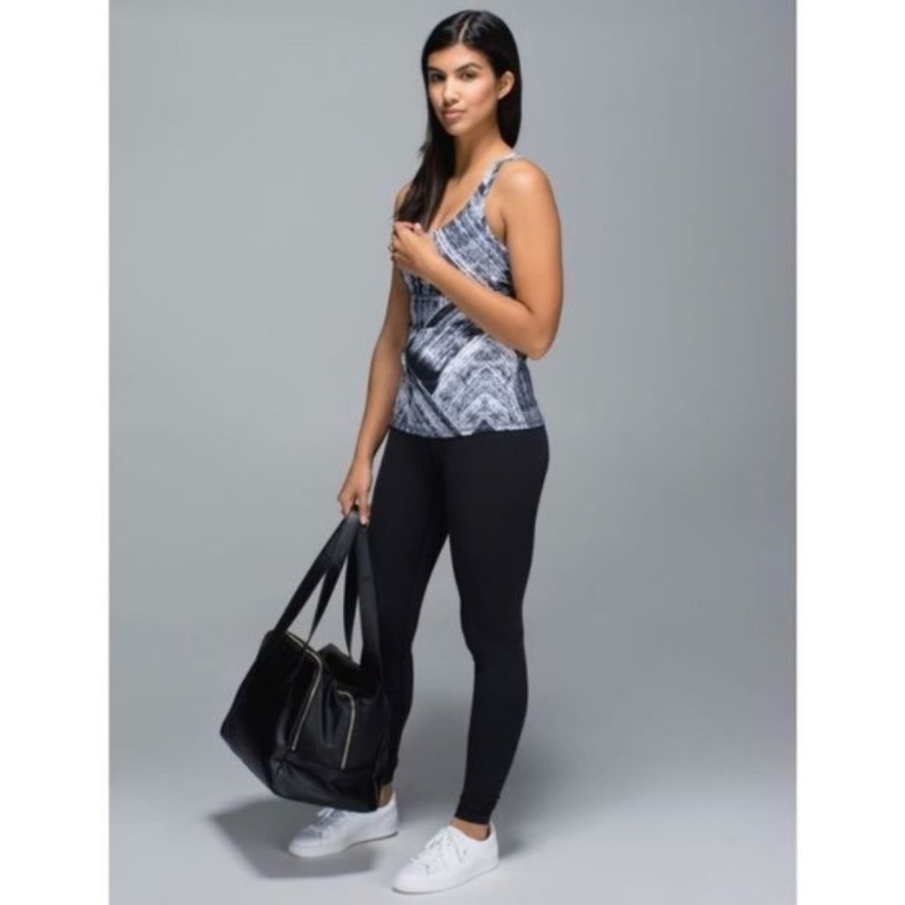 Lululemon Crossback Tank Top Heat Wave White Black Size 6